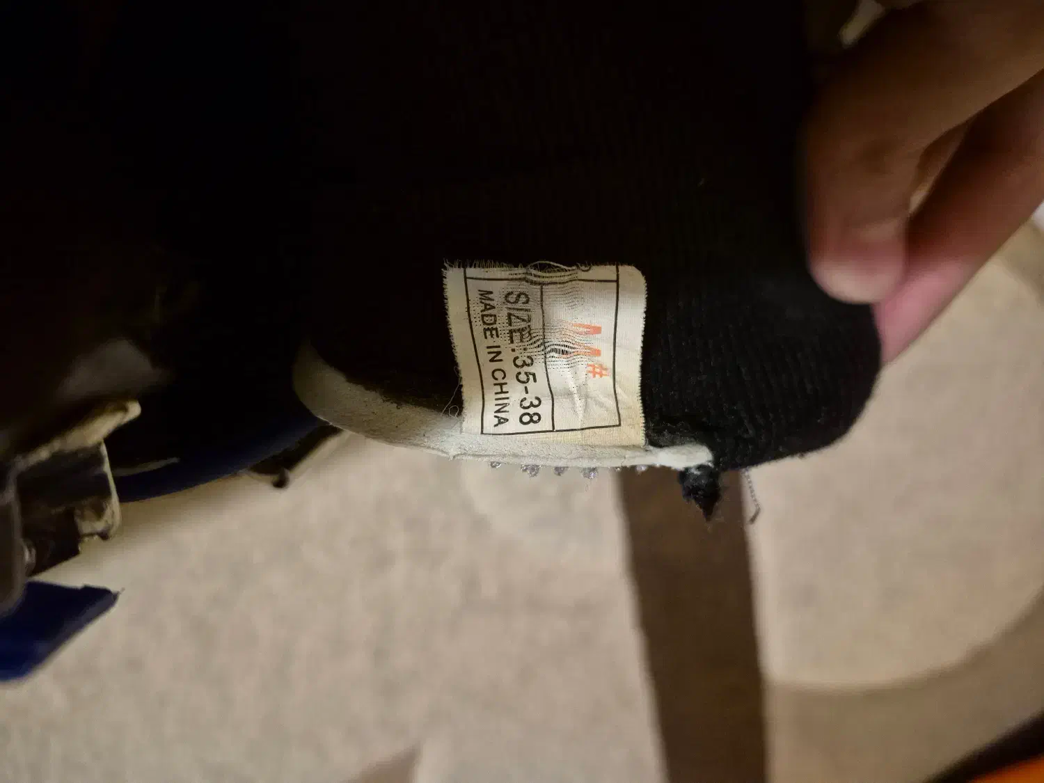 کفش اسکیت سایز ۳۵ تا ۳۸|دوچرخه، اسکیت، اسکوتر|تهران, دریان‌نو|دیوار