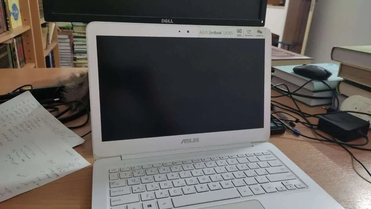 ASUS ZenBook UX305|رایانه همراه|قم, صدوق|دیوار