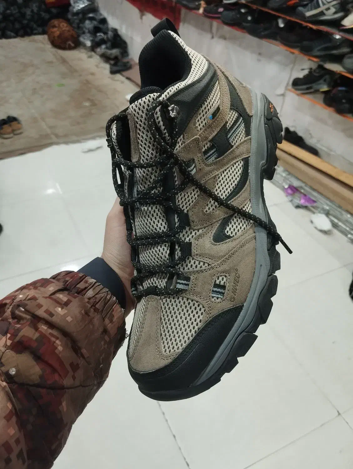 کفش کوهنوردی ایتک|کوهنوردی و کمپینگ|زاهدان, |دیوار