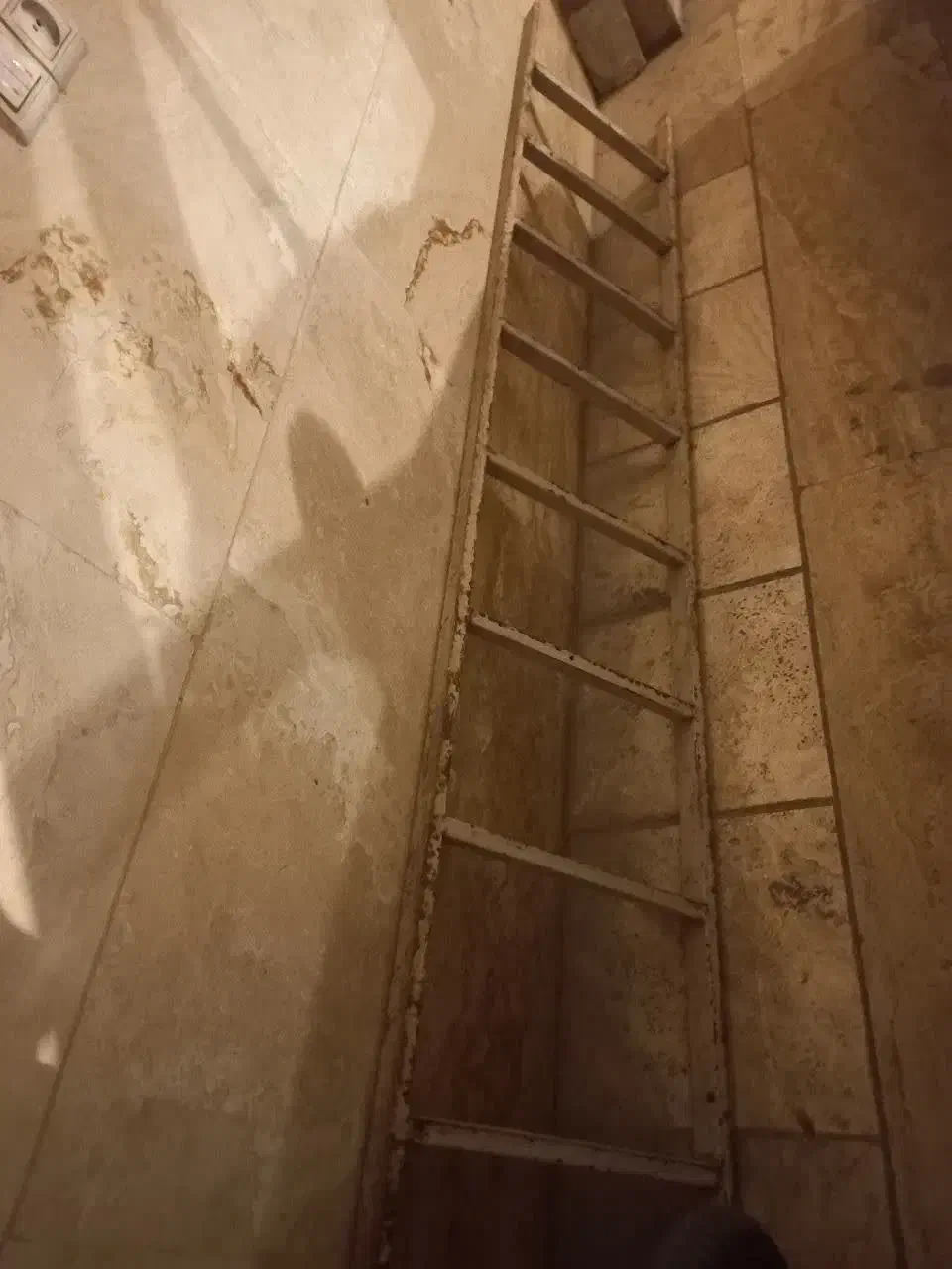 نردبان|مصالح و تجهیزات ساختمان|تهران, تولید دارو|دیوار