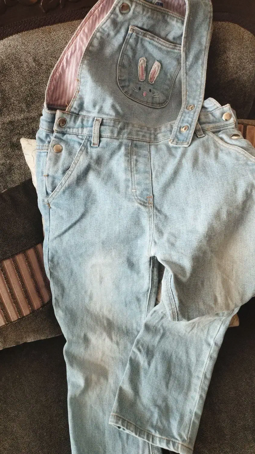 پوشاک|لباس|اصفهان, بیدآباد|دیوار