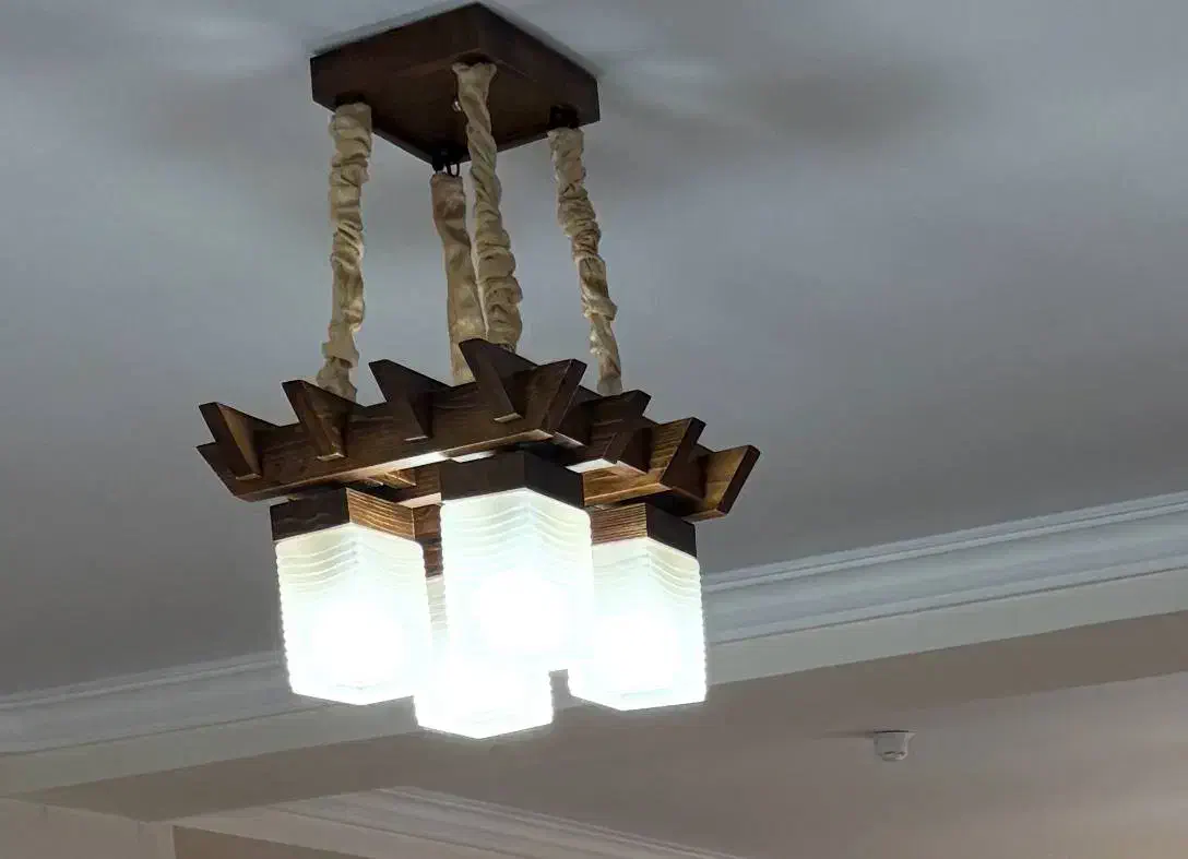 دو عدد لوستر چوبی ۴ شاخه|لوستر و چراغ آویز|تبریز, |دیوار