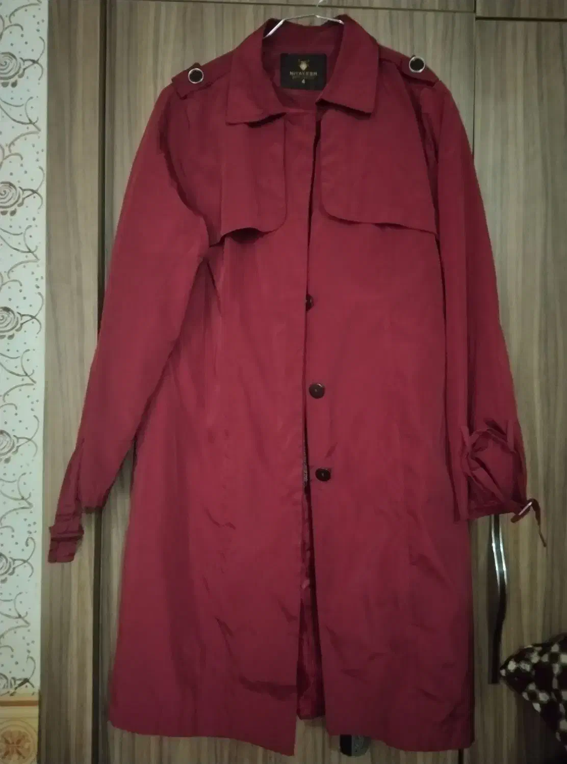 بارونی زنانه|لباس|تایباد, |دیوار