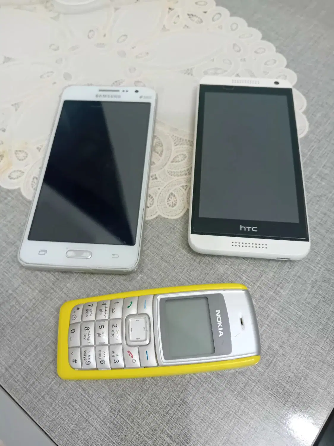 گوشی سامسونگ و htc فروش فوری|موبایل|مشهد, شهرک بهارستان|دیوار