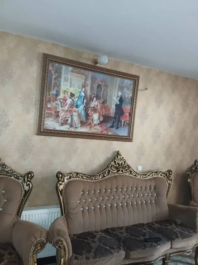 مبل سلطنتی|مبلمان خانگی و میز عسلی|اصفهان, قهجاورستان|دیوار