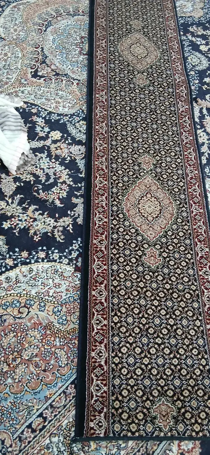 مقداری وسایل خانه برای فروش|فرش|دزفول, |دیوار