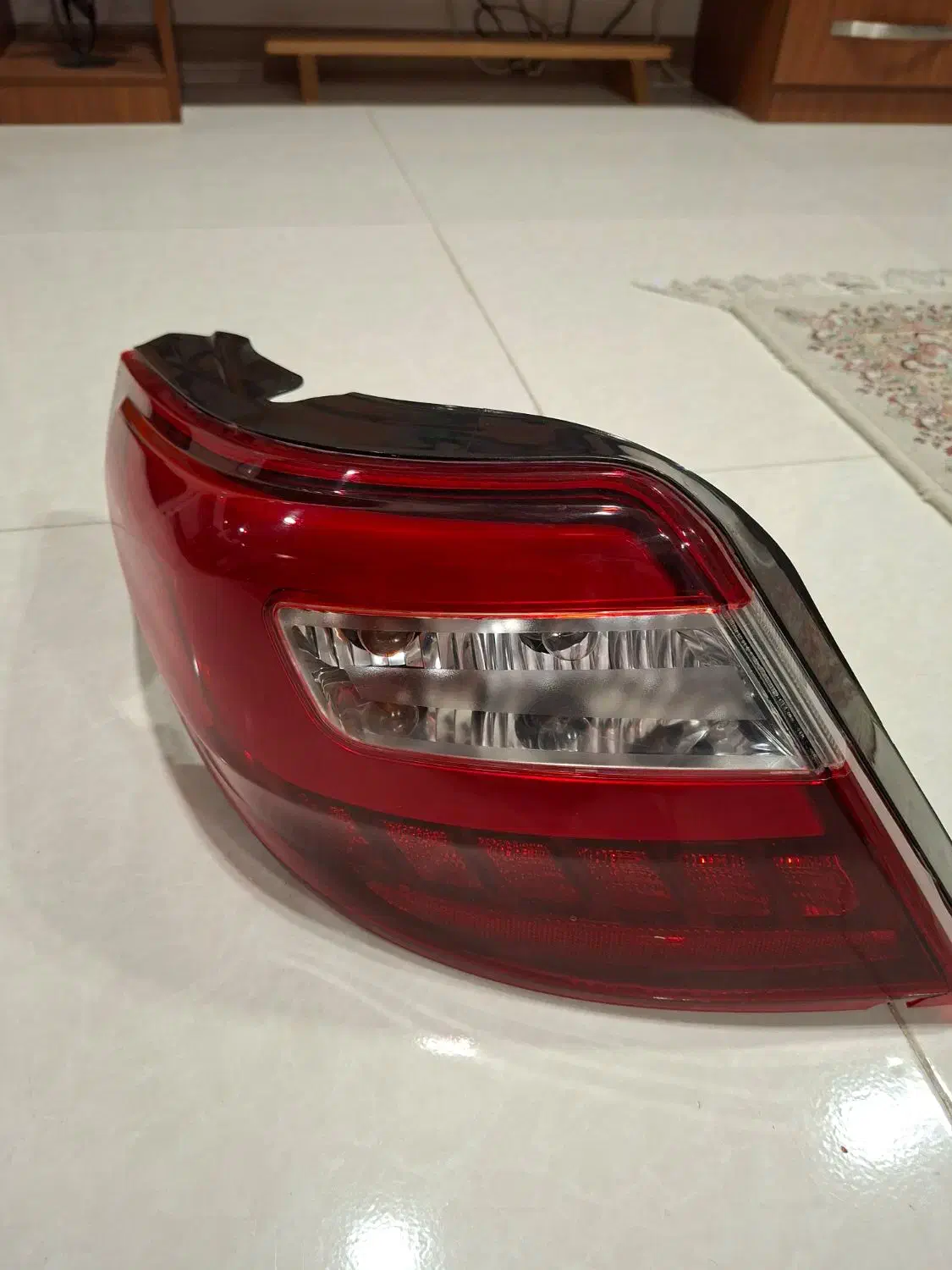 چراغ خطر عقب دنا پلاس|قطعات یدکی و لوازم جانبی|شیراز, کوی زهرا|دیوار