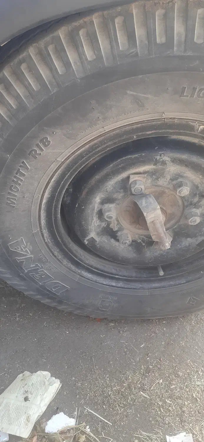 لاستیک نیسان|قطعات یدکی و لوازم جانبی|خرمآباد, |دیوار