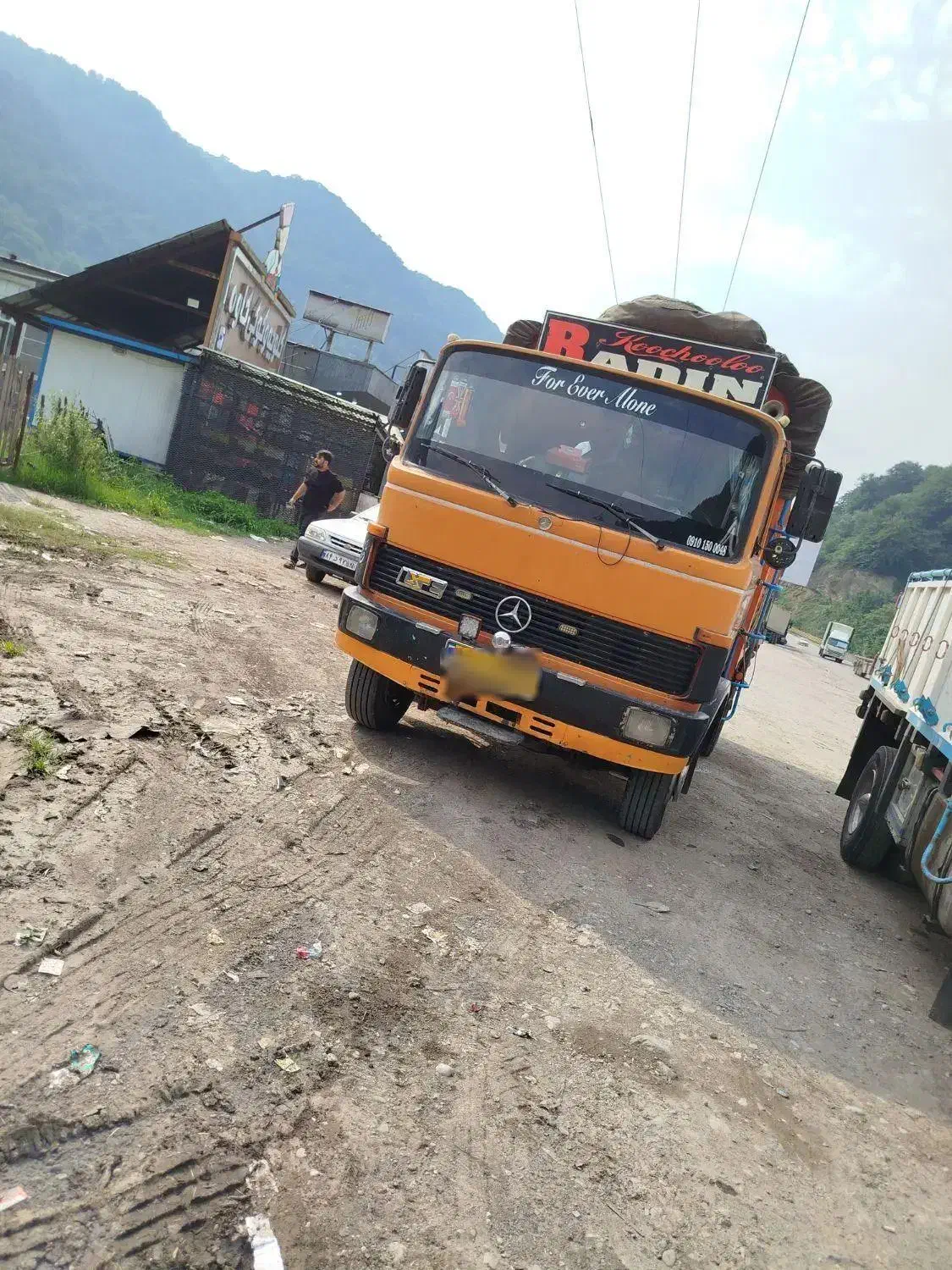 ۸۱۳ سینه صاف|خودرو سنگین|شهرضا, |دیوار