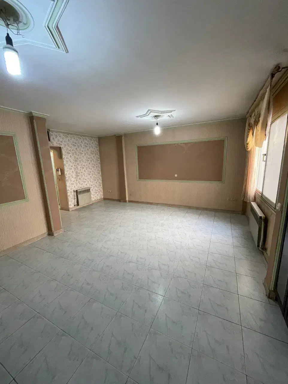 شریعتی مقابل ملک۸۵متر ۲خواب تکواحدی