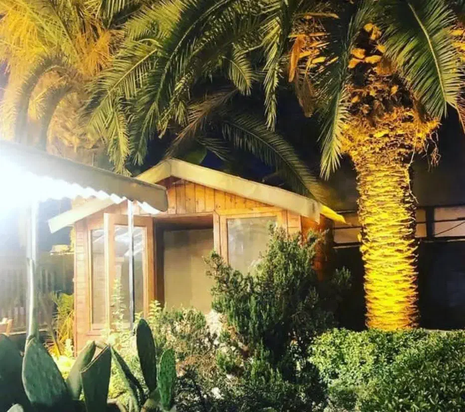 استخدام نیرو در کافه رستوران|استخدام خدمات فروشگاه و رستوران|ساری, |دیوار