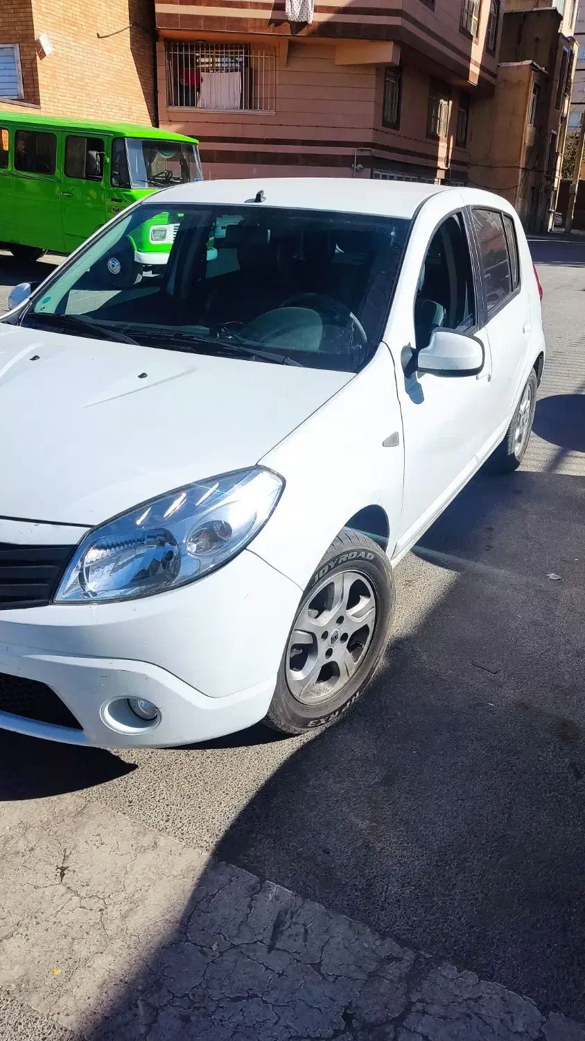 ساندرو اتومات|خودرو سواری و وانت|همدان, |دیوار