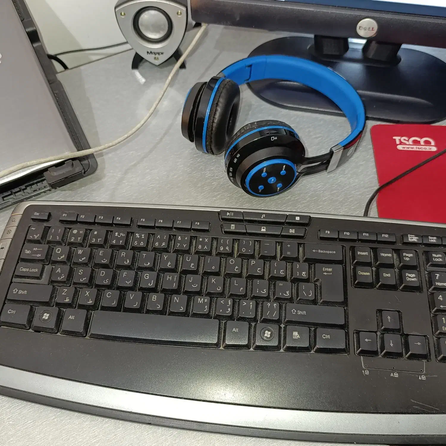 کامپیوتر با مانیتور، موس، کیبورد، اسپیکر و هدفون|رایانه رومیزی|تبریز, |دیوار