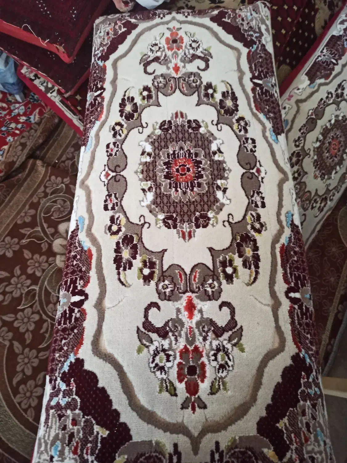 پشتی|پشتی|بیرجند, |دیوار