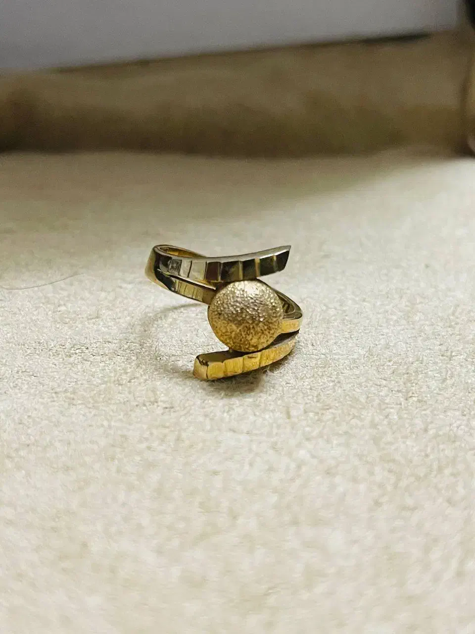 خوش پوش|جواهرات|تربت جام, نظامی|دیوار