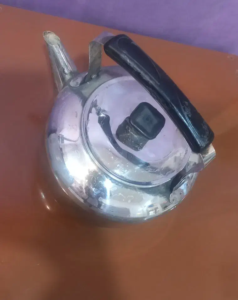 کتری استیل قدیمی|قوری، کتری، قهوه‌ساز دستی|کرمان, |دیوار