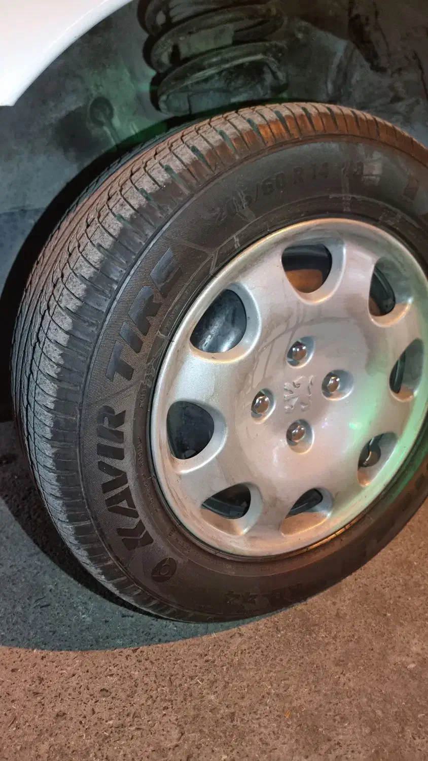 رینگ لاستیک فابریک 14|قطعات یدکی و لوازم جانبی|همدان, |دیوار