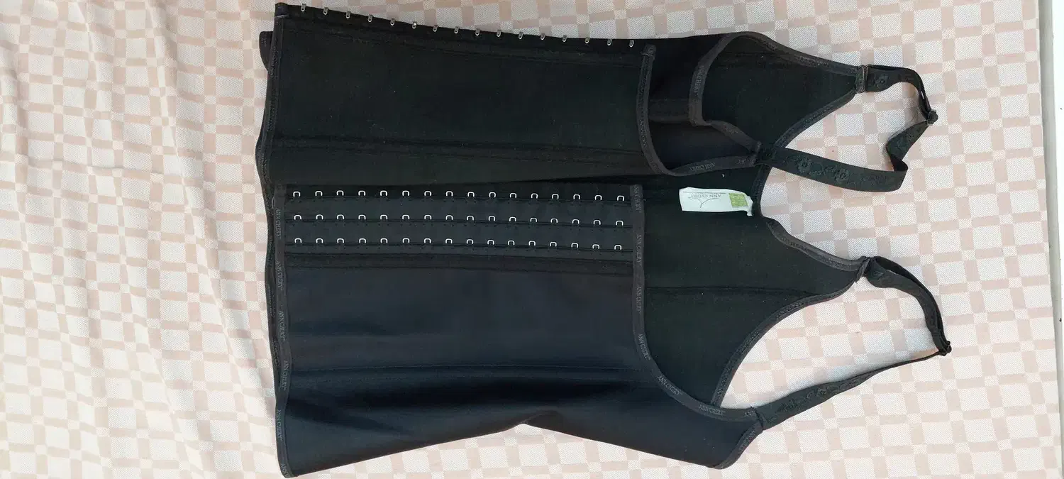 گن فرم دهیANN CHERY|لباس|اصفهان, باغ نگاره|دیوار