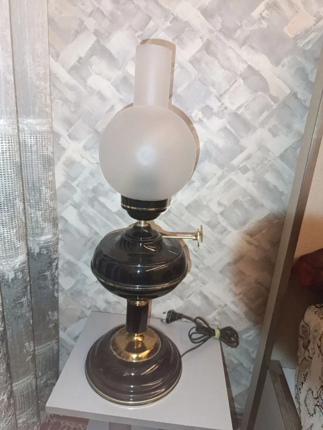 چراغ خواب قدیمی|کلکسیون اشیاء عتیقه|کاشان, فاز ۱ ناجی آباد|دیوار