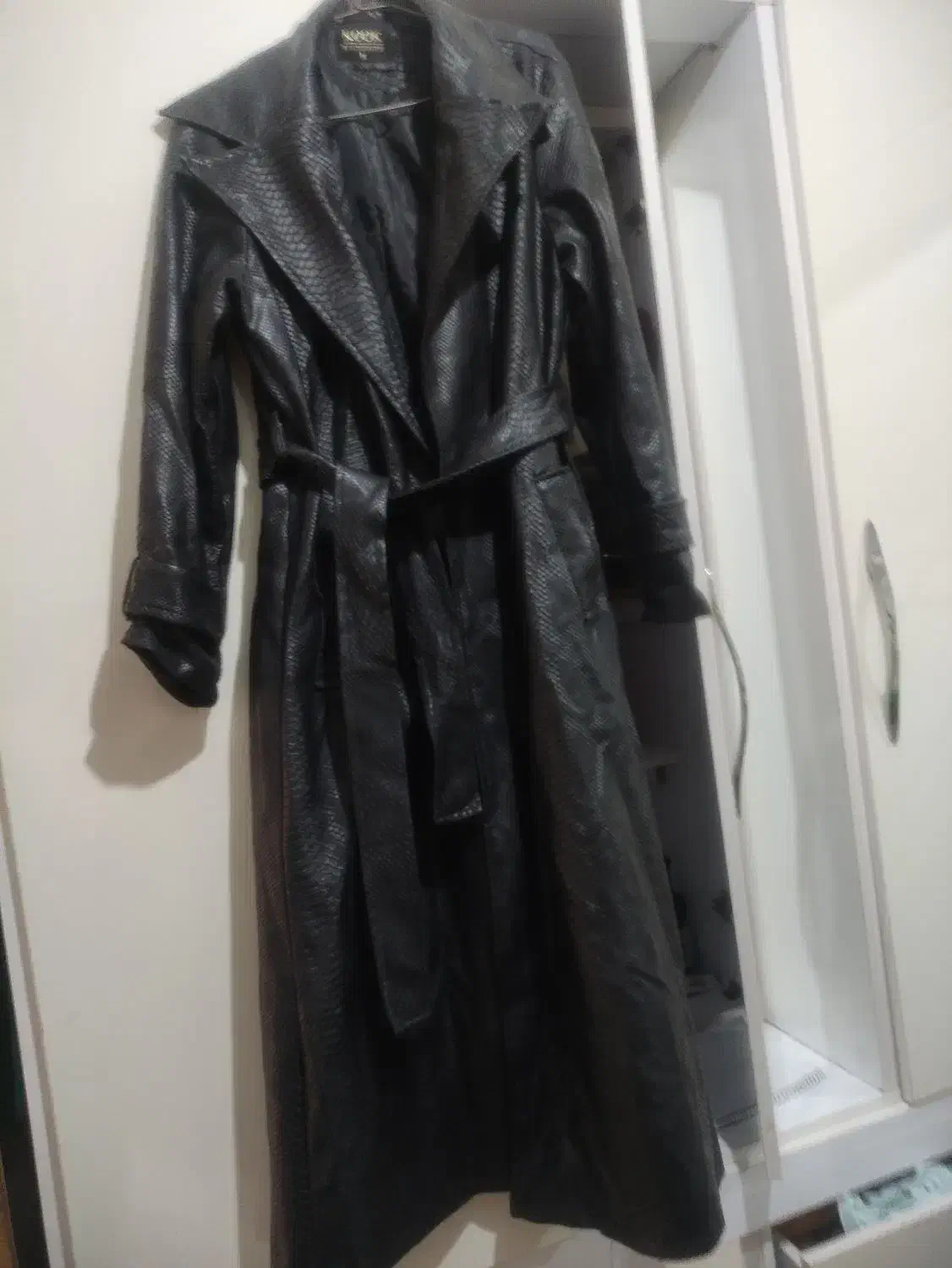 پالتو چرم بلند سایز 1 تا 46 میخوره|لباس|قرچک, باقرآباد|دیوار