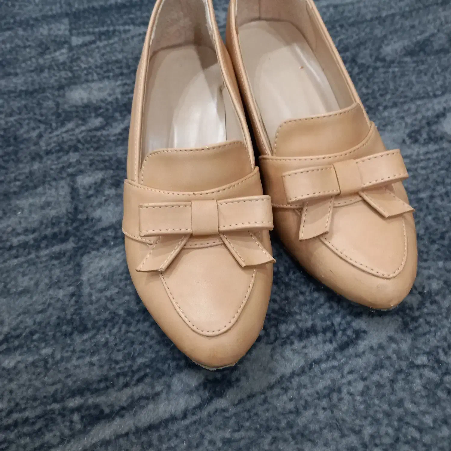 کفش مجلسی|کیف، کفش، کمربند|شیروان (خراسان), |دیوار