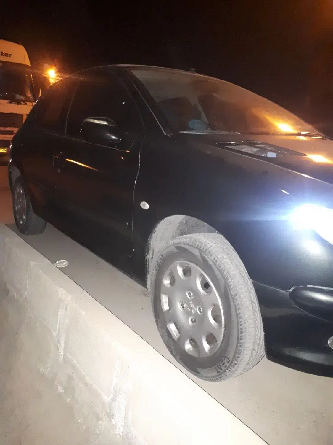 206 تمام رنگ 83تیپ ۳|خودرو سواری و وانت|یزد, |دیوار