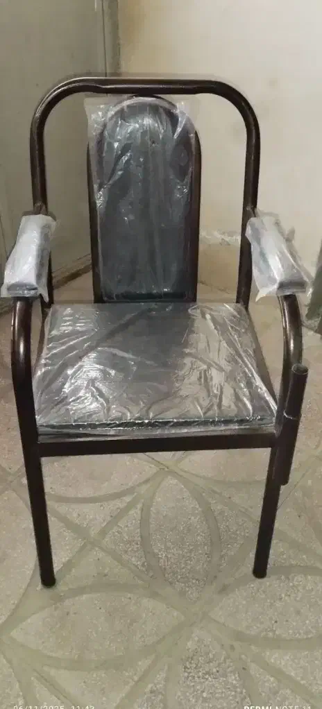 صندلی نماز|صندلی و نیمکت|همدان, |دیوار