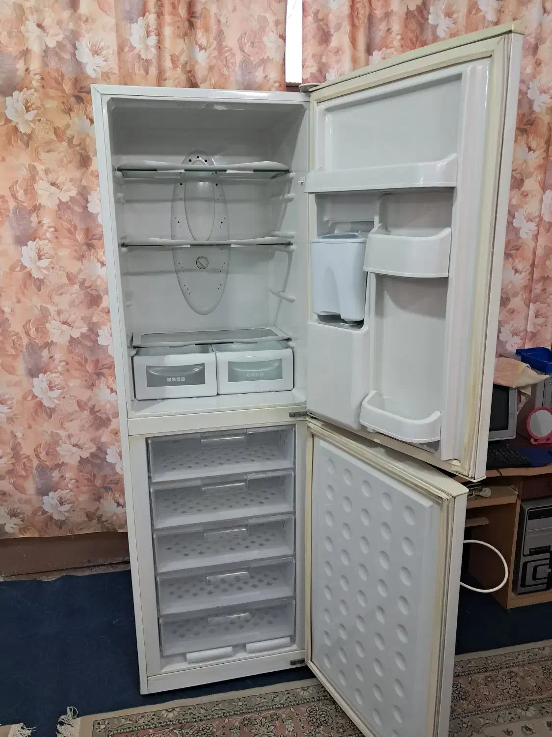 یخچال فریزر الکترواستیل|یخچال و فریزر|شاهینشهر, گزبرخوار|دیوار