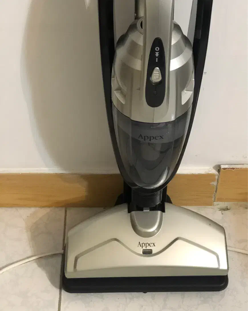 جارو شارژی ایستاده اپکس 24 ولت آلمانی|جاروبرقی، جارو شارژی، بخارشو|رشت, منظریه|دیوار