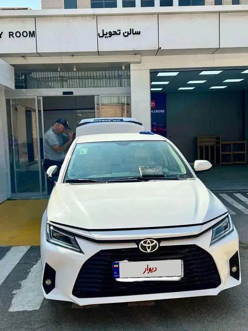 تویوتا یاریس ۲۰۲۴ صفر|خودرو سواری و وانت|تهران, شهران شمالی|دیوار