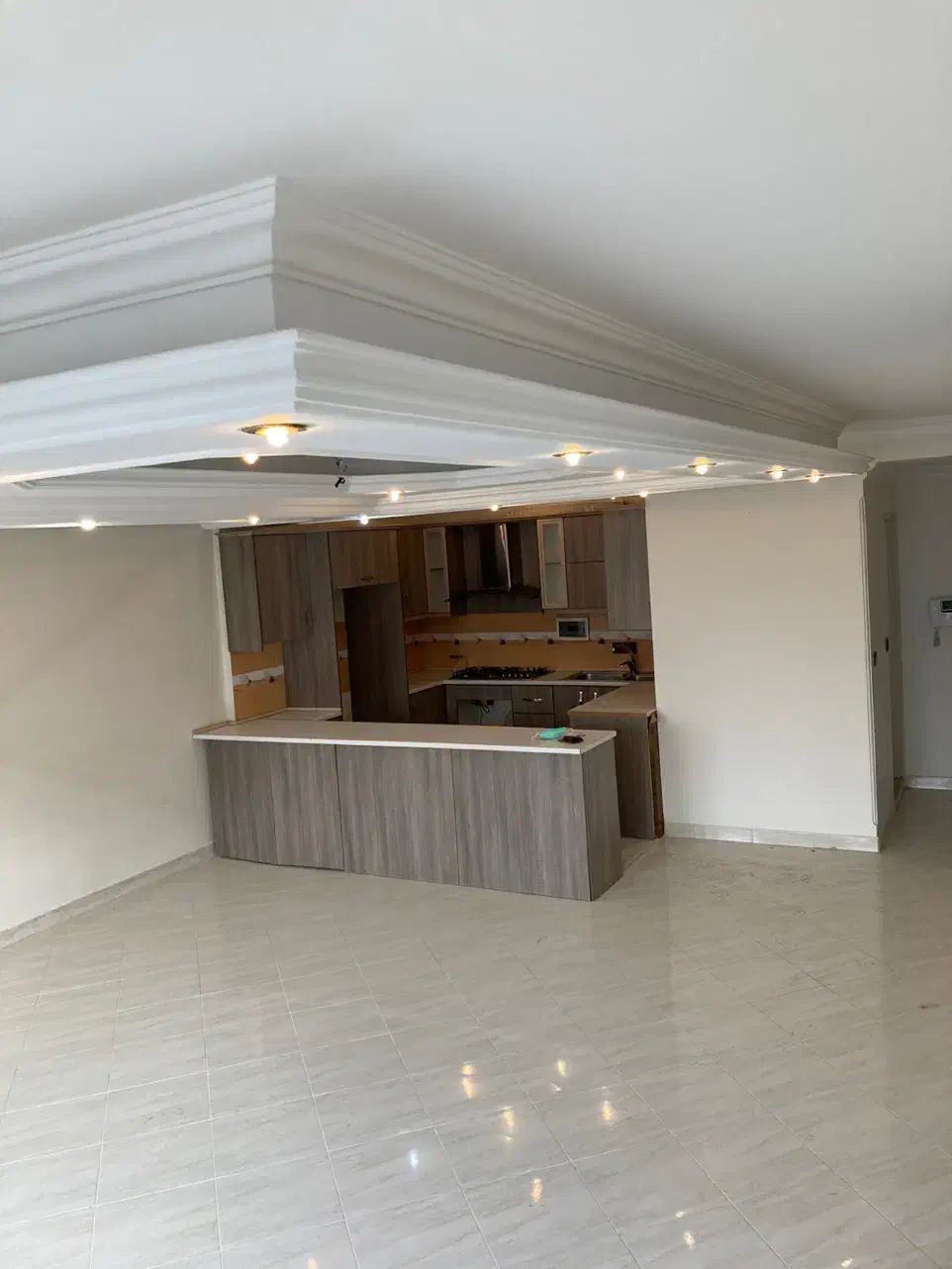 ۹۰ متر واحد اداری ابتدا بلوار امیرکبیر|فروش آپارتمان|گرمدره, |دیوار