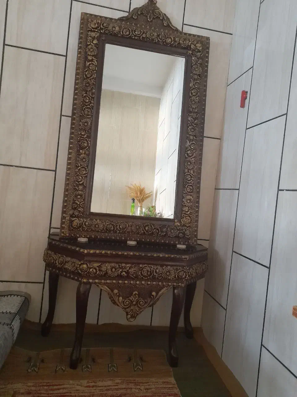 اینه وکنسول|آینه|نجف‌آباد, یزدانشهر|دیوار