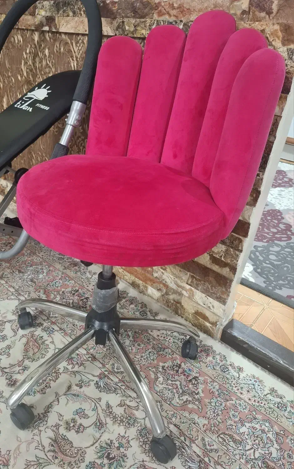 صندلی چرخ دار و صندلی اصلاح|آرایشگاه و سالن‌های زیبایی|تهران, شهرک رضویه|دیوار