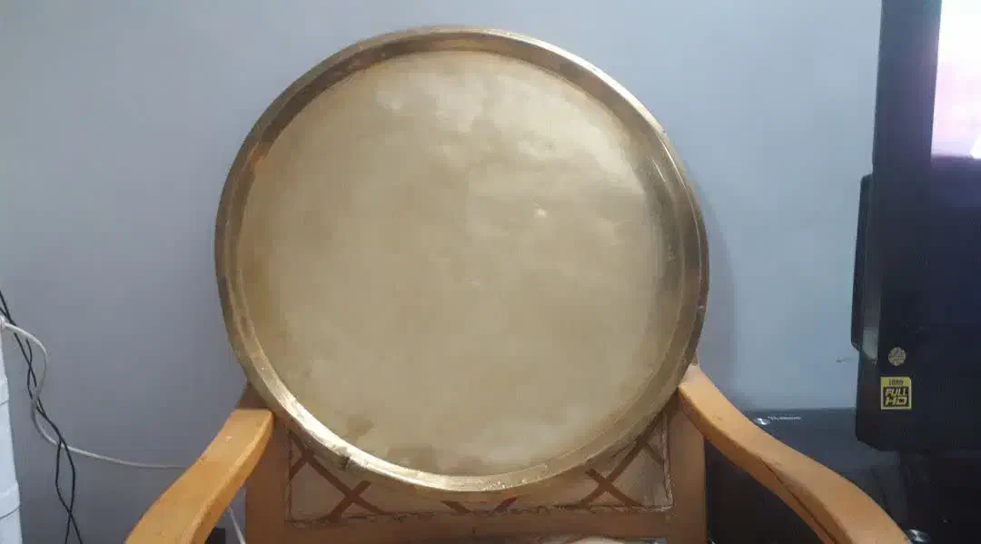 مجمعه برنجی قدیمی|کلکسیون اشیاء عتیقه|مشهد, کوی ولیعصر|دیوار