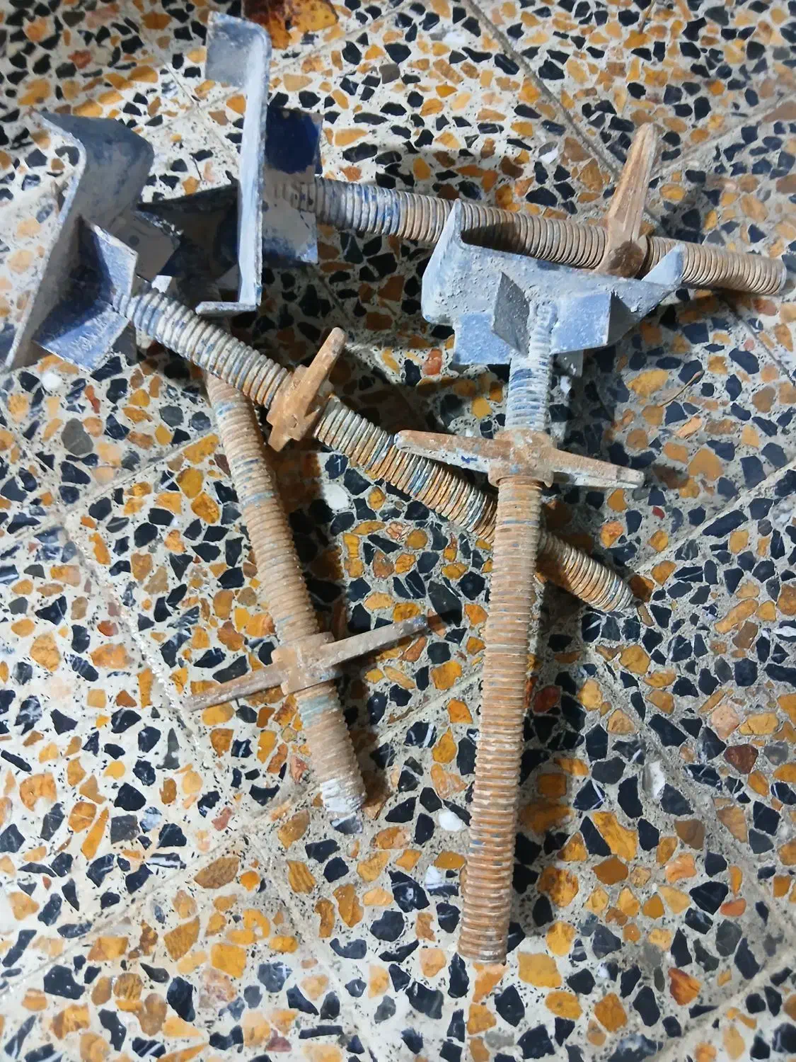 تعداد زیادی سرجک  سالم|ابزارآلات|خرم‌آباد, |دیوار