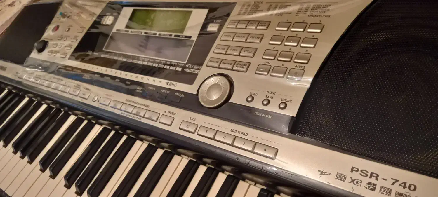 ارگ یاماها yamaha740  سالم و تمیز|پیانو، کیبورد، آکاردئون|کرمانشاه, |دیوار