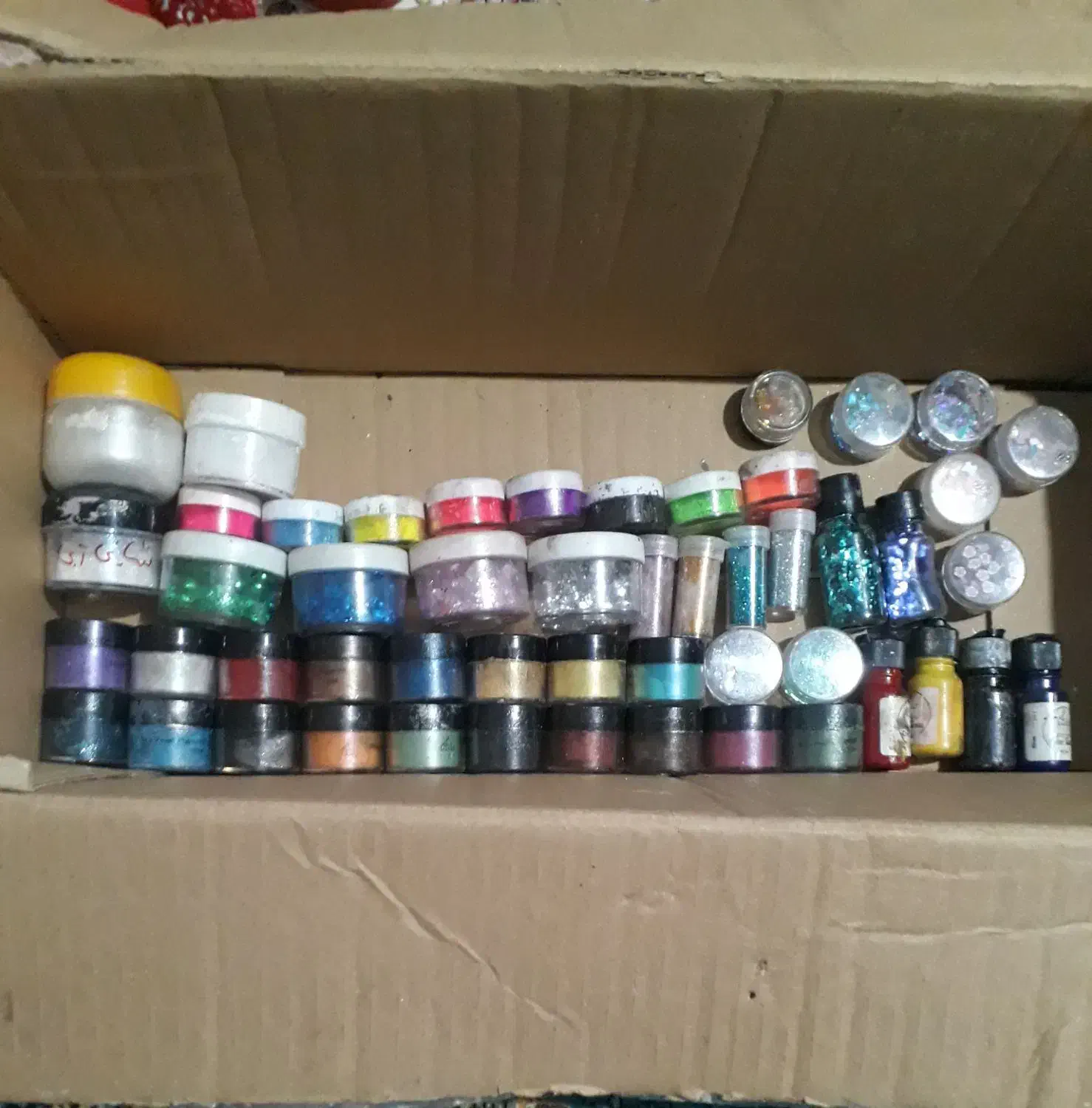 لوازم رزین کاری|صنایع دستی و سایر لوازم تزئینی|نظرآباد, حسین‌آباد|دیوار