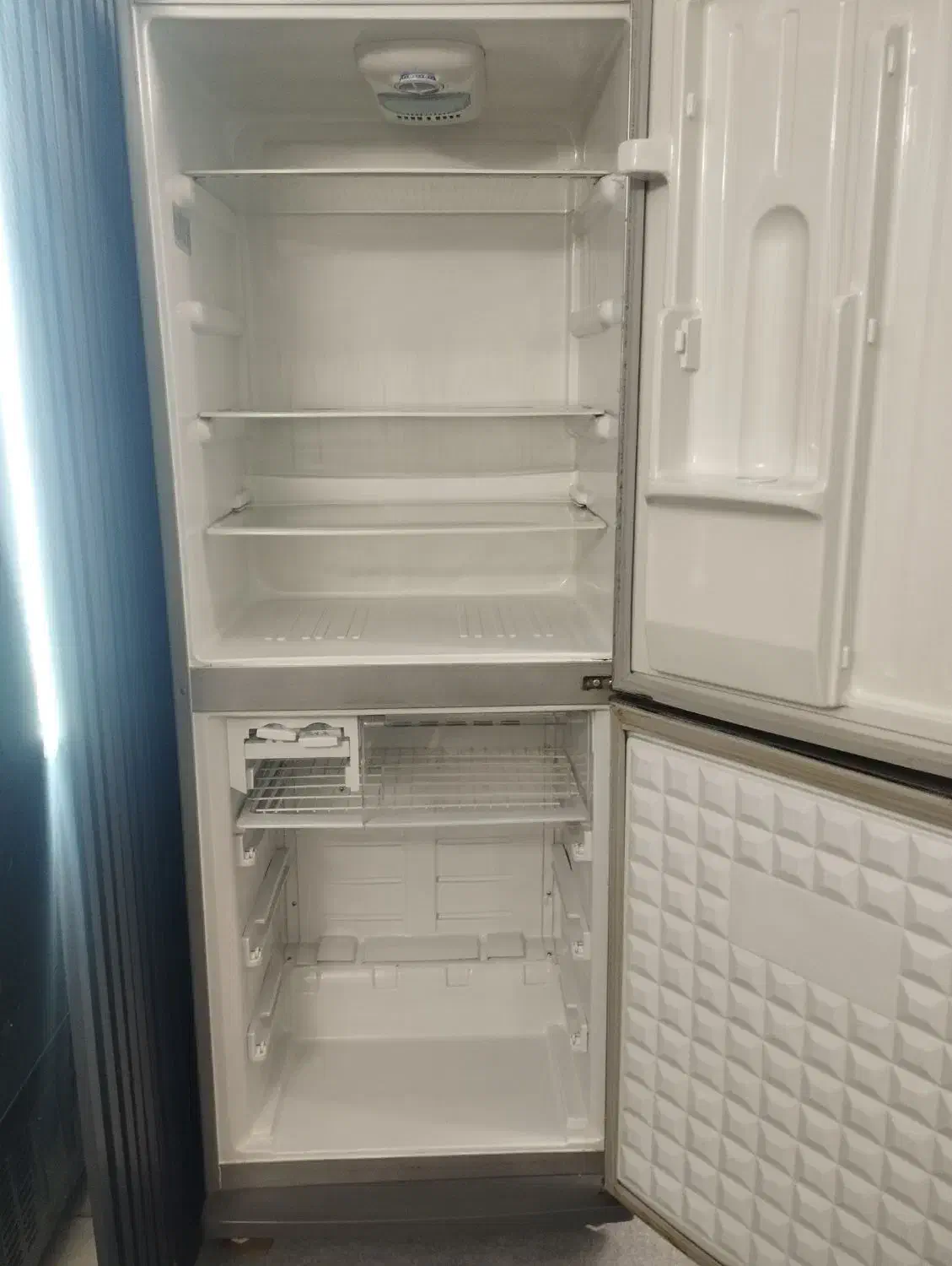 یخچال جنرال استیل|یخچال و فریزر|صحنه, |دیوار