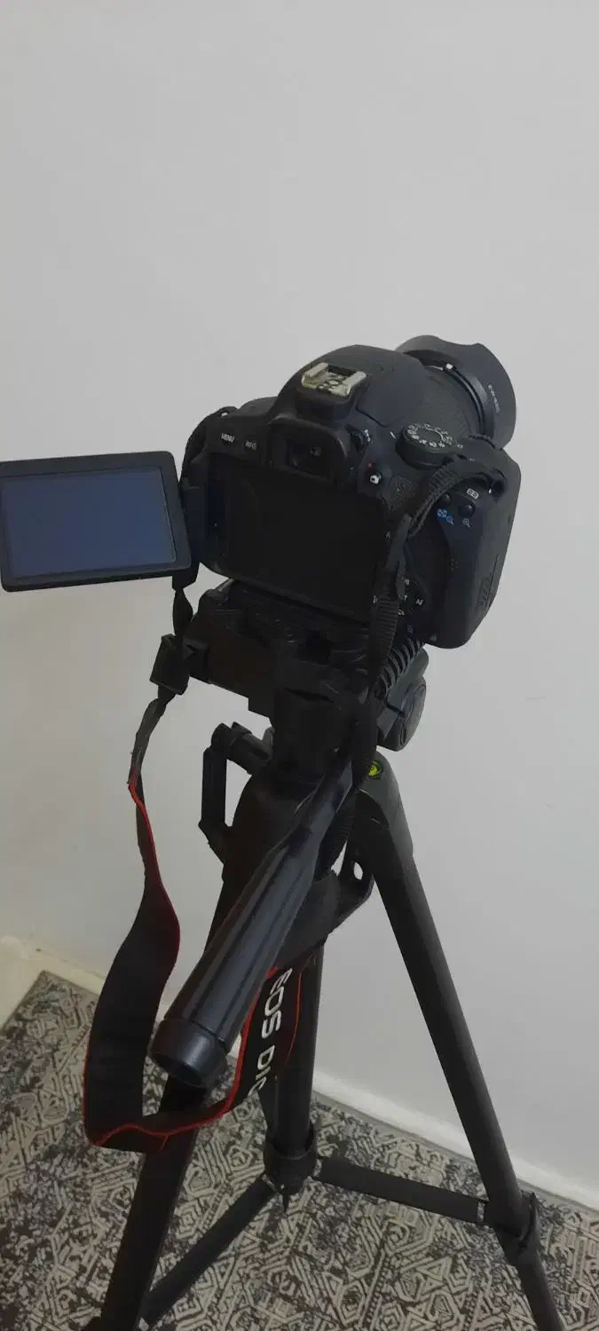 دوربین Canon 700D|دوربین عکاسی و فیلمبرداری|فردیس, نگارستان|دیوار