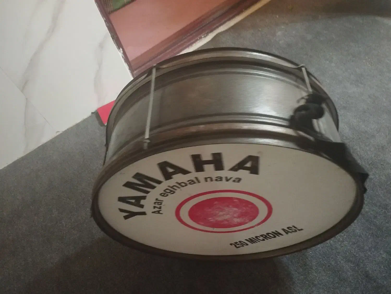 تبل ساز کوچک|درام و پرکاشن|تبریز, |دیوار