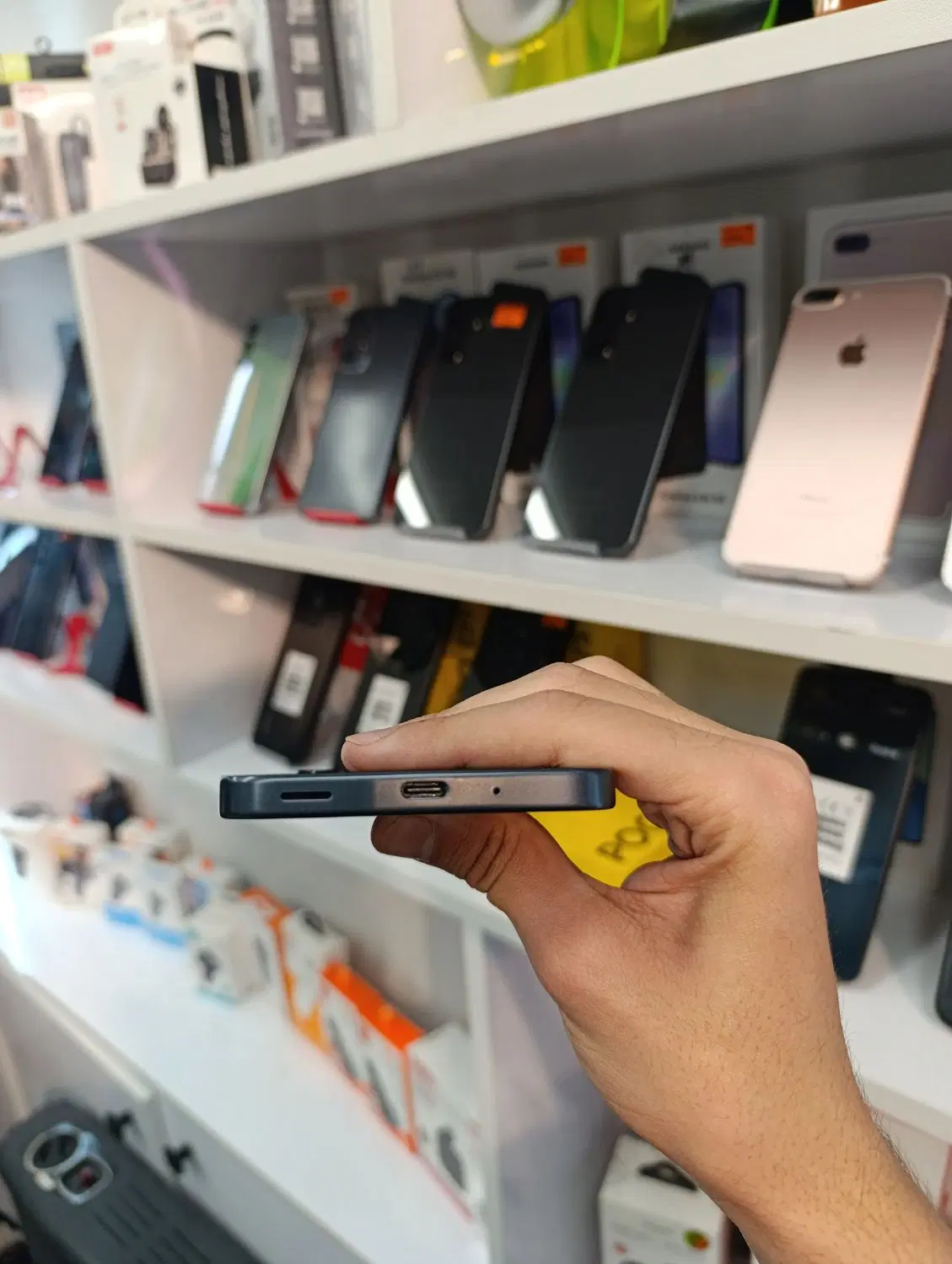 a16 256gig ram8|موبایل|هشتگرد, فاز ۱ مهستان|دیوار