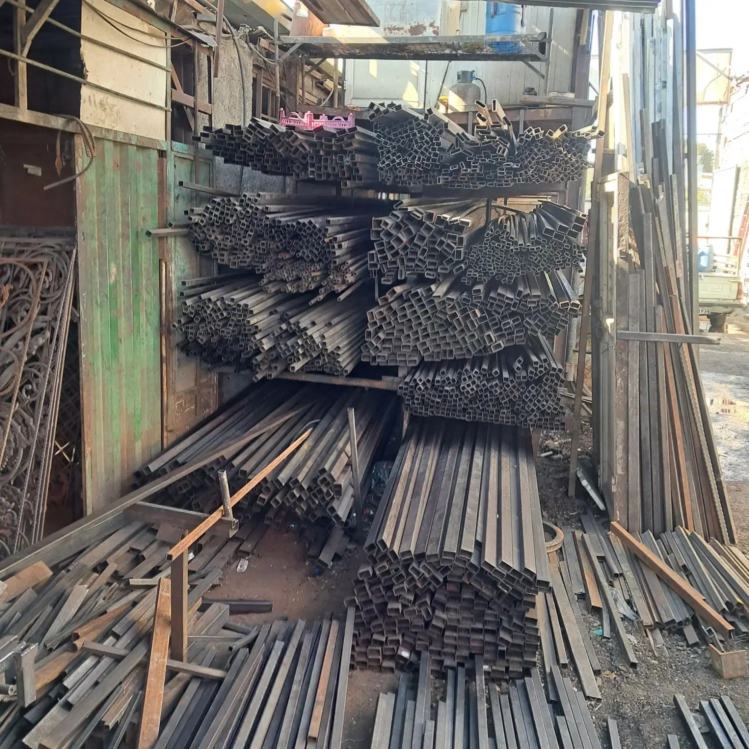 قوطی پروفیل نبشی زیر قیمت کارخانه کلی و جزئی|مصالح و تجهیزات ساختمان|تهران, خلازیر|دیوار