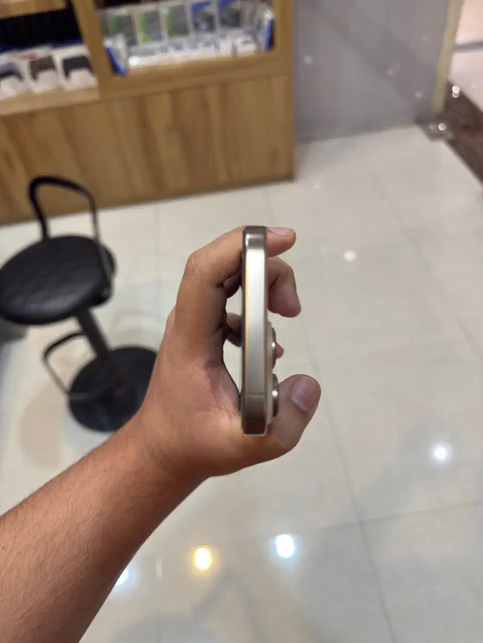 آیفون ۱۶ پرو مکس ۲۵۶ گیگ باطری ۱۰۰ درصد ZAA دوسیم|موبایل|مشهد, کوه سنگی|دیوار