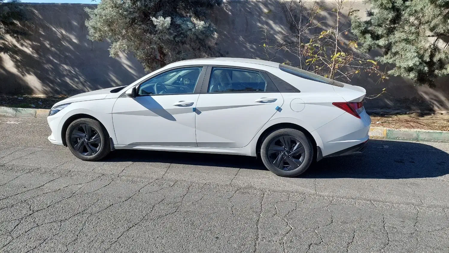 هیوندا النترا وارداتی|خودرو سواری و وانت|قم, شهرک قدس|دیوار