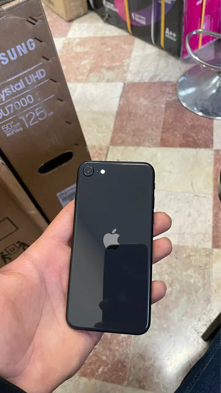 آیفون SE 2022|موبایل|تهران, امین حضور|دیوار