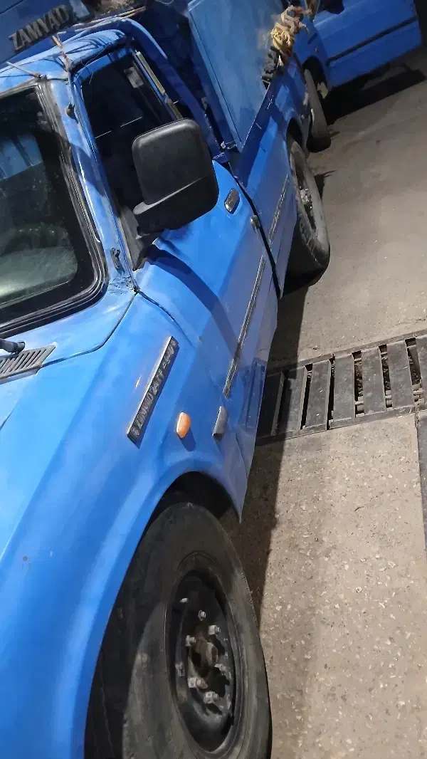 نیسان ۹۵ لاستیک نداره|خودرو سواری و وانت|کوهدشت, |دیوار