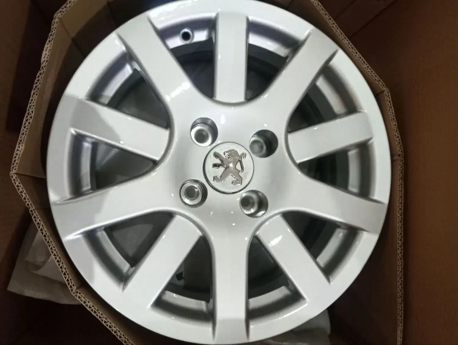 رینگ اسپورت سایز ۱۵ هاکنهایم|قطعات یدکی و لوازم جانبی|پارس‌آباد, |دیوار