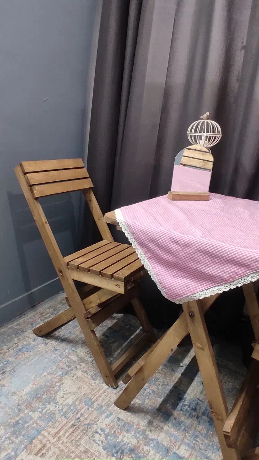 صندلی تاشو|میز و صندلی غذاخوری|فردیس, منظریه|دیوار