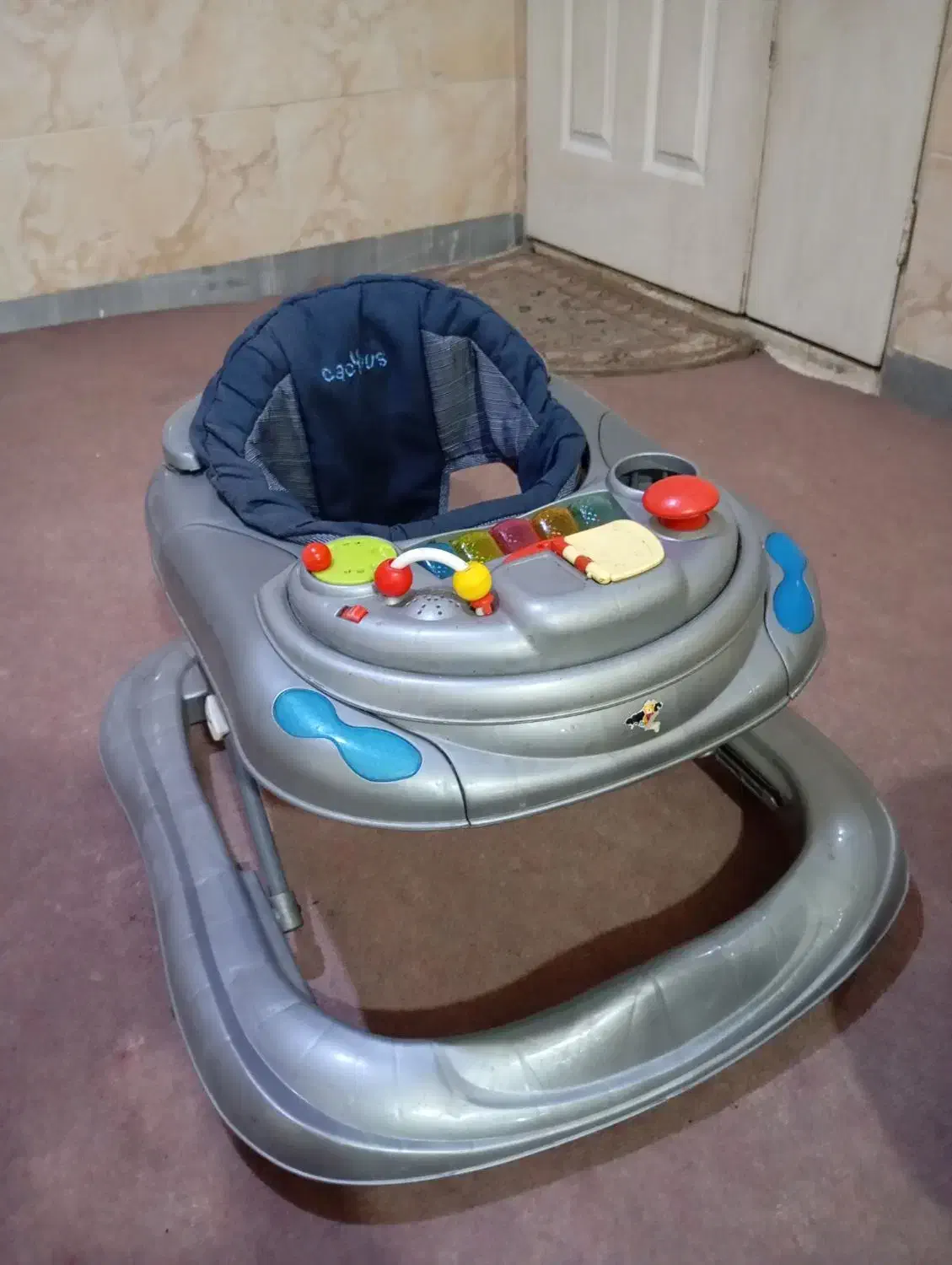 روروک و گهواره|کالسکه و لوازم جانبی|وحیدیه, |دیوار