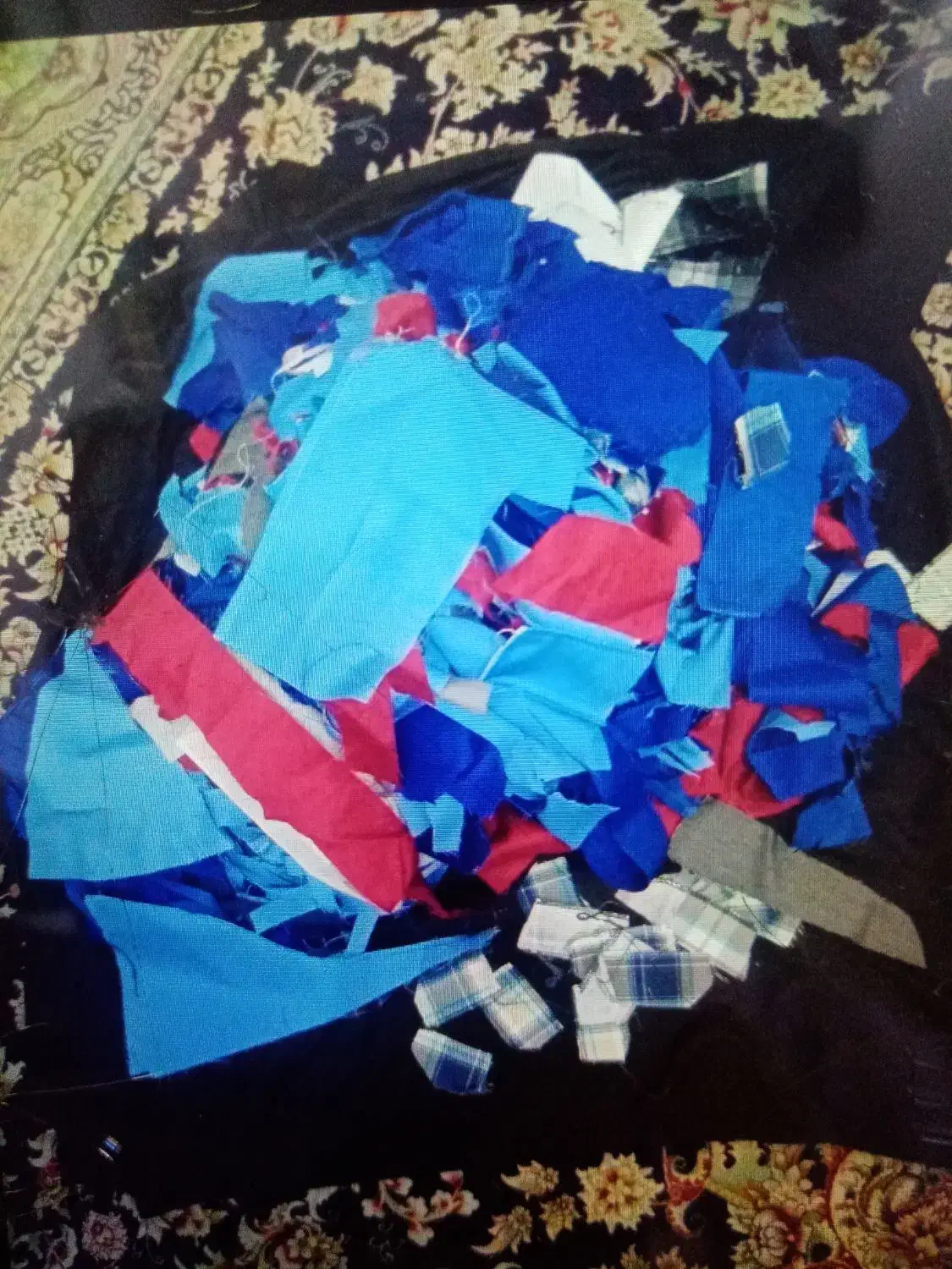 سر قیچی برای بالشت درخت کریسمس|گل مصنوعی|مشهد, نوید|دیوار